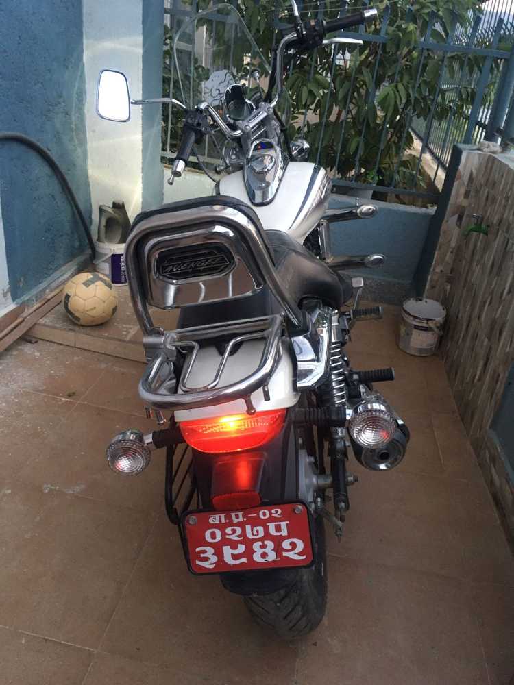 2021 Bajaj Avenger 220