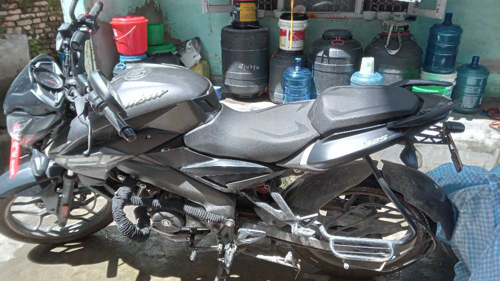 2022 Bajaj Pulsar 125 in Kathmandu for sale