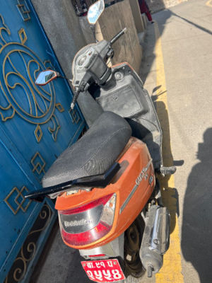 2017 Mahindra Gusto