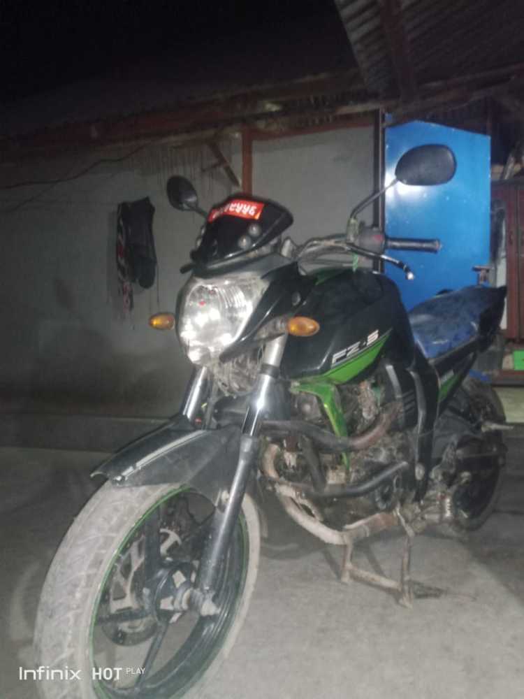 2010 Yamaha FZ in Biratnagar for sale at RamroGaadi.