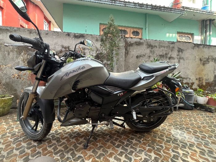 2018 TVS Apache RTR 200 4V