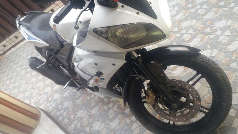 2016 Yamaha R15
