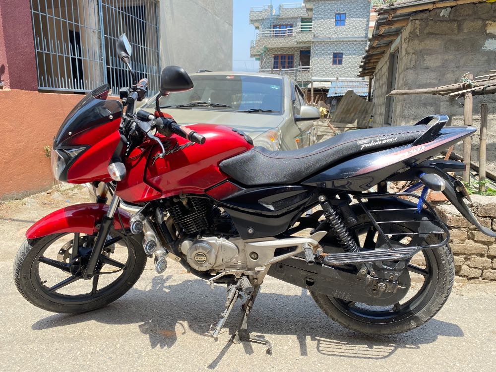 2013 Bajaj Plusar 150