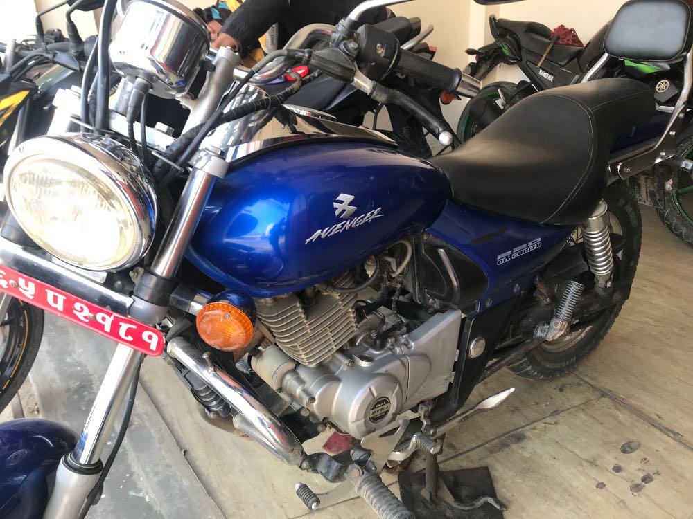 2014 Bajaj Avenger 220