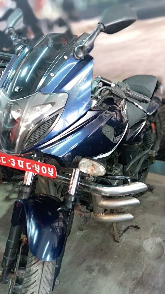 2016 Bajaj Plusar 220