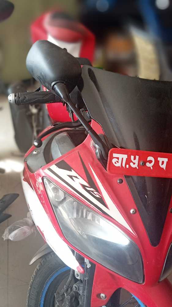 2012 Yamaha R15