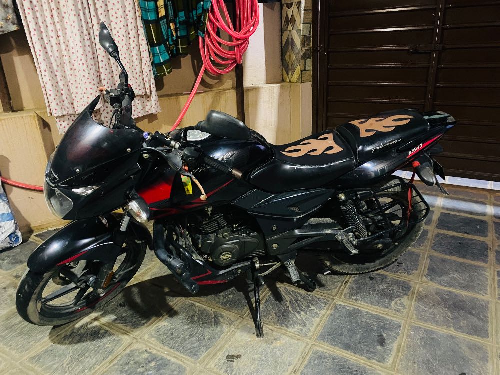 0 Bajaj Plusar 150