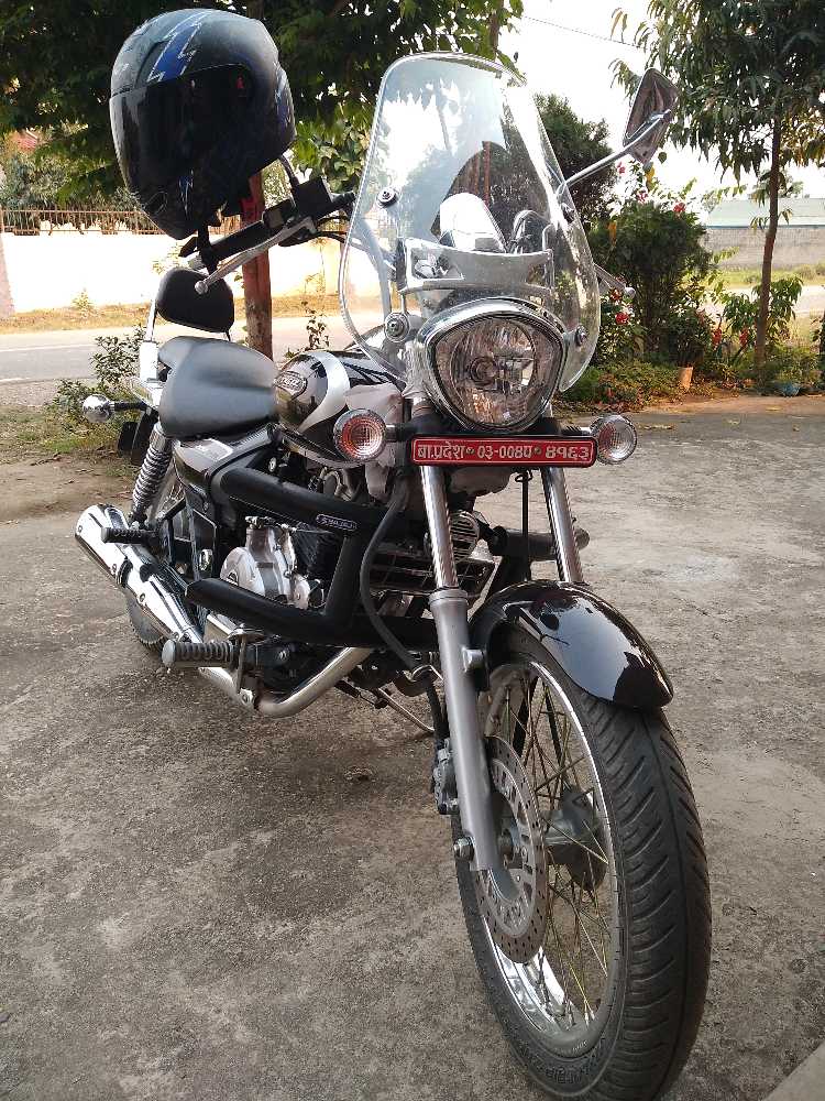 2022 Bajaj Avenger 220
