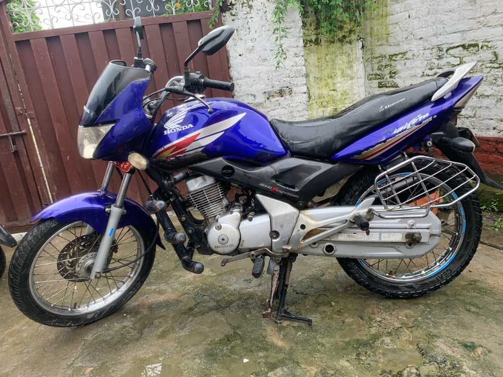 2006 Honda Unicorn