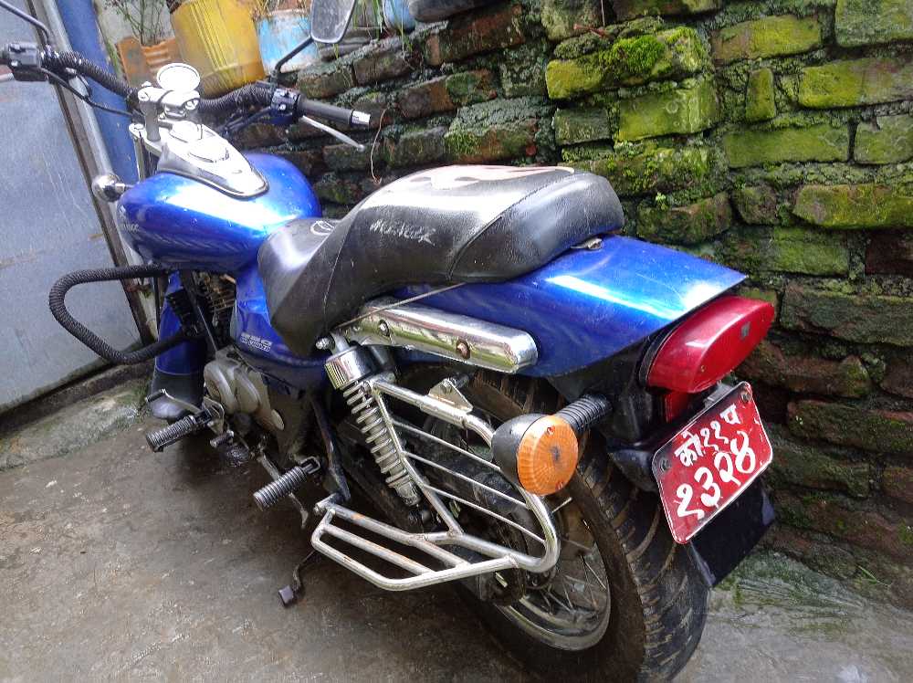 2011 Bajaj Avenger 220 in Biratnagar for sale