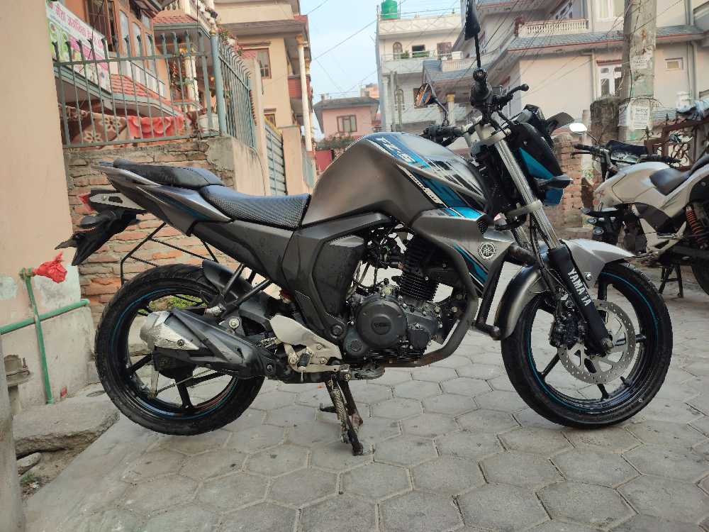2019 Yamaha R15