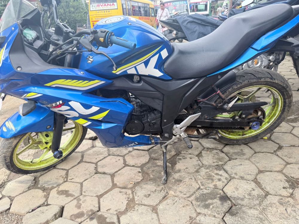 2016 Suzuki Gixxer 150 in Lalitpur for sale at RamroGaadi.