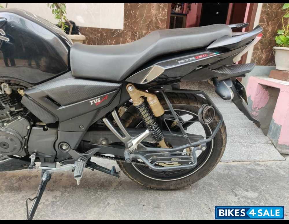 2012 TVS Apache RTR 180